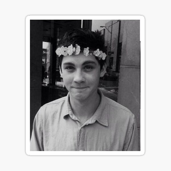Artikel-Vorschau von Logan Lerman, designt und verkauft von asdmarisol.