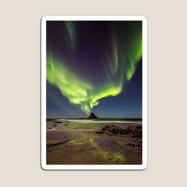 Aurora volcano Magnet
