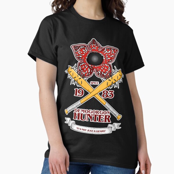 STRANGER THINGS 3 : DEMOGORGON HUNTER Classic T-Shirt