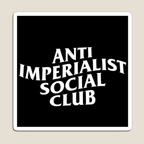 Vista previa del artículo con la obra «Club Social Antiimperialista», diseñado y vendido por soapboxmachine.