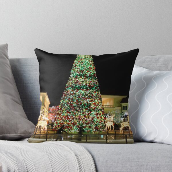 Item preview, Holiday Skaters designed and sold by Gilda Axelrod.