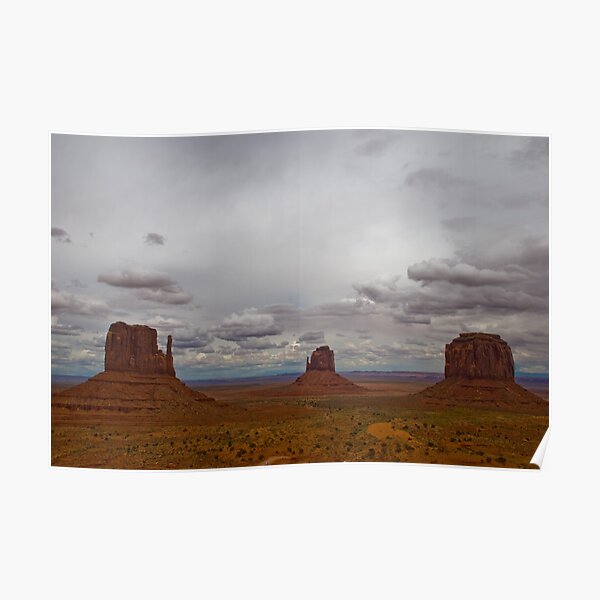 Monument Valley Navajo Tribal Park - Lunchtime view Poster