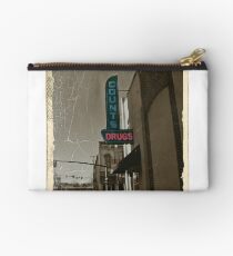 Counting Drugs Studio Pouch