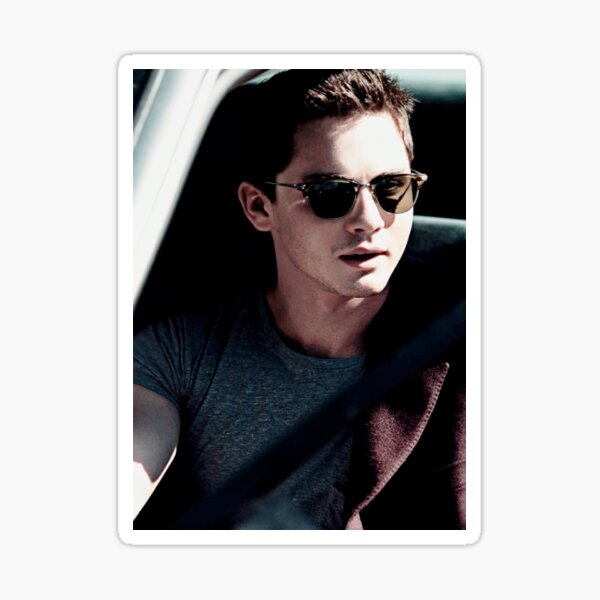 Artikel-Vorschau von Logan Lerman, designt und verkauft von asdmarisol.