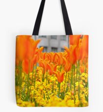 tulipa Tote Bag