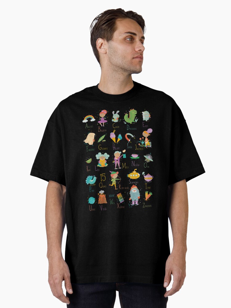 Imagen 2 de 7, Camiseta oversize con la obra Alfabeto, diseñada y vendida por beabgv.