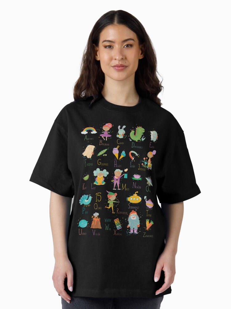 Imagen 1 de 7, Camiseta oversize con la obra Alfabeto, diseñada y vendida por beabgv.