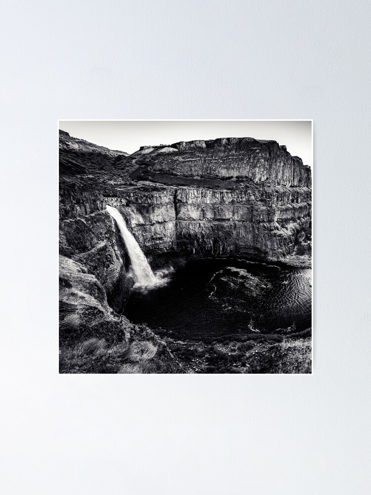 "Waterfall Black and White Palouse Falls State Park Washington Nature Landscapes Wall Tapestry 