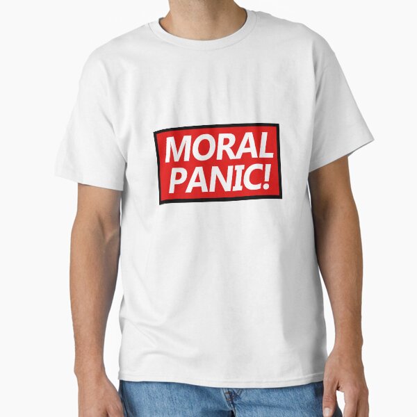 Aperçu de l'œuvre Red Top Moral Panic Bold Text design créée et vendue par GetItGiftIt.