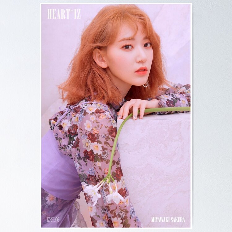 IZ*ONE BLOOM*IZ アルバム LESSERAFIM 宮脇咲良 セット fposter,small,wall_texture,