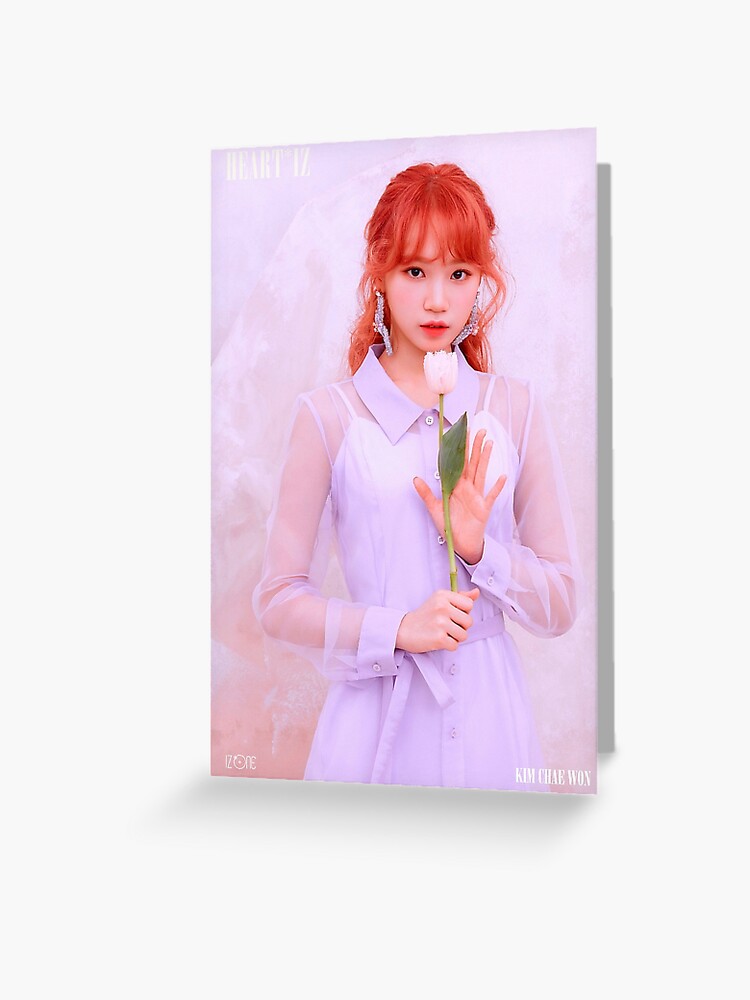 IZ*ONE (#아이즈원) - 2nd Mini Album [HEART*IZ] Kim Chaewon (김채원