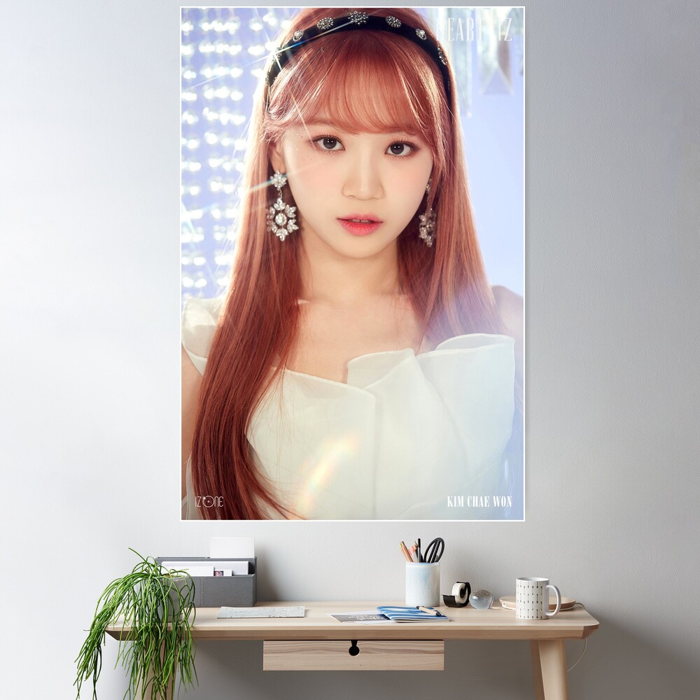 IZ*ONE (#아이즈원) - 2nd Mini Album [HEART*IZ] Kim Chaewon (김채원