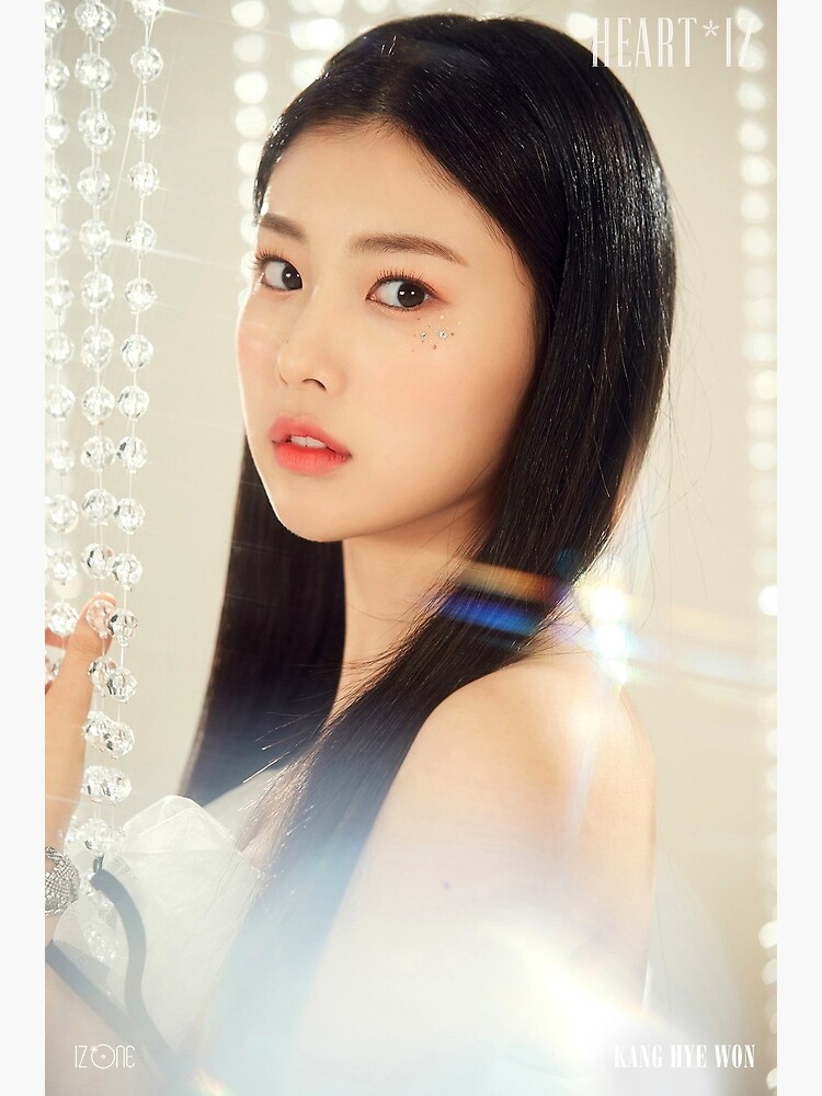 Izone discount hyewon set