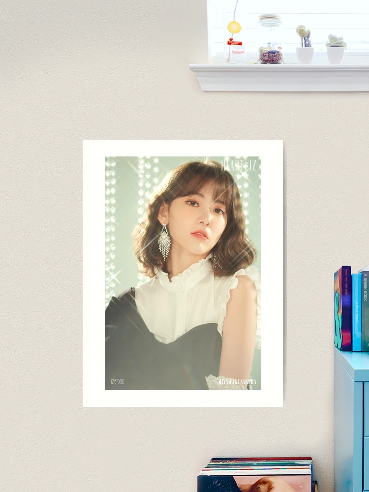 IZ*ONE (아이즈원) - 2nd Mini Album [HEART*IZ] Miyawaki Sakura