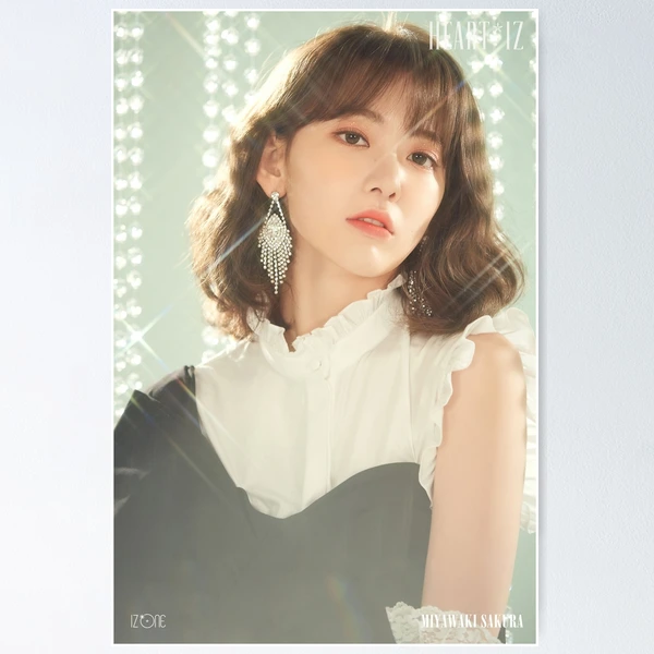 IZ * ONE / Sakura Miyawaki / Back Green / Printed with
