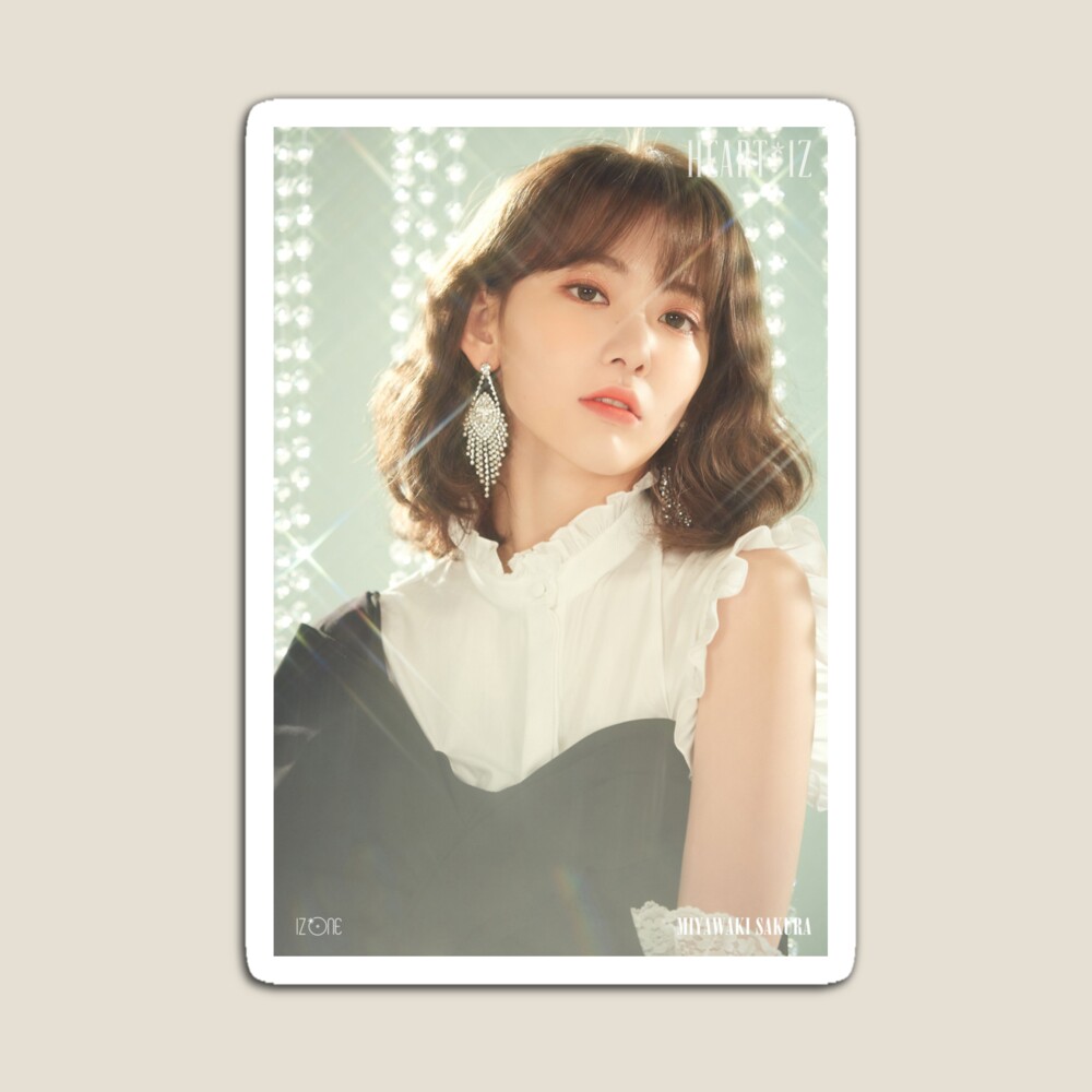 mo,small,flatlay,