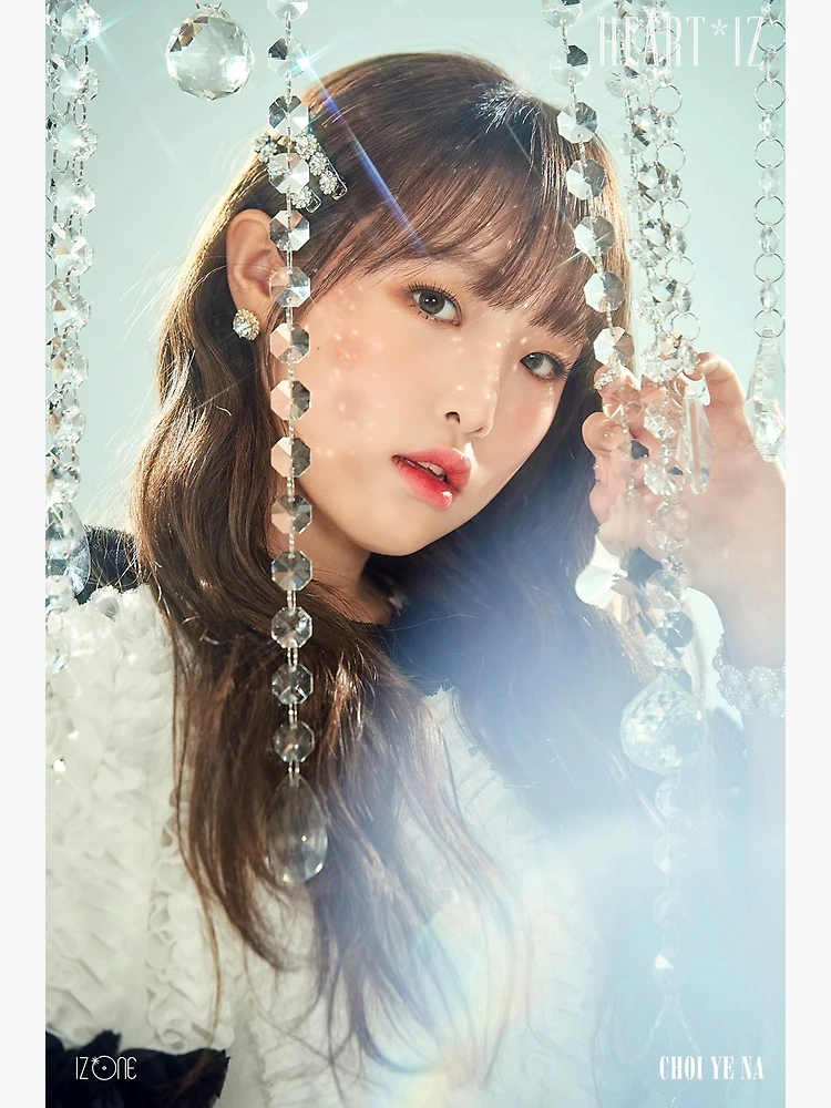 IZ*ONE (아이즈원) - 2nd Mini Album [HEART*IZ] Choi Yena (최예나 