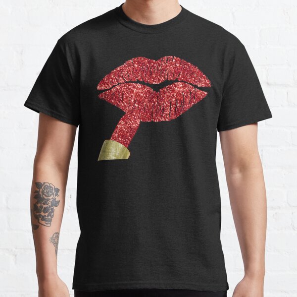 Red Kiss, lápiz labial en labios carnosos, arte de la moda Camiseta clásica
