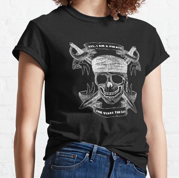 Pirates Gold Sword and Skull Pirate Pride' Maternity T-Shirt