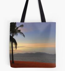 Strand Sunset-HDR Tote Bag