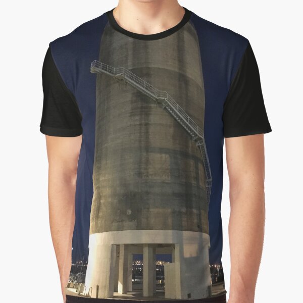 Vista previa del artículo con la obra «Torre de silo», diseñado y vendido por Michael McGimpsey.