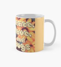 Geblühter Hippie-Mops Tasse (Standard)
