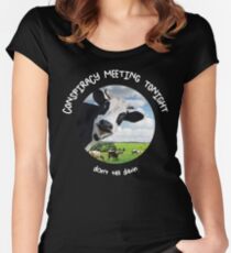 Devin Nunes 'Kuh-Verschwörungstreffen Tailliertes Rundhals-Shirt