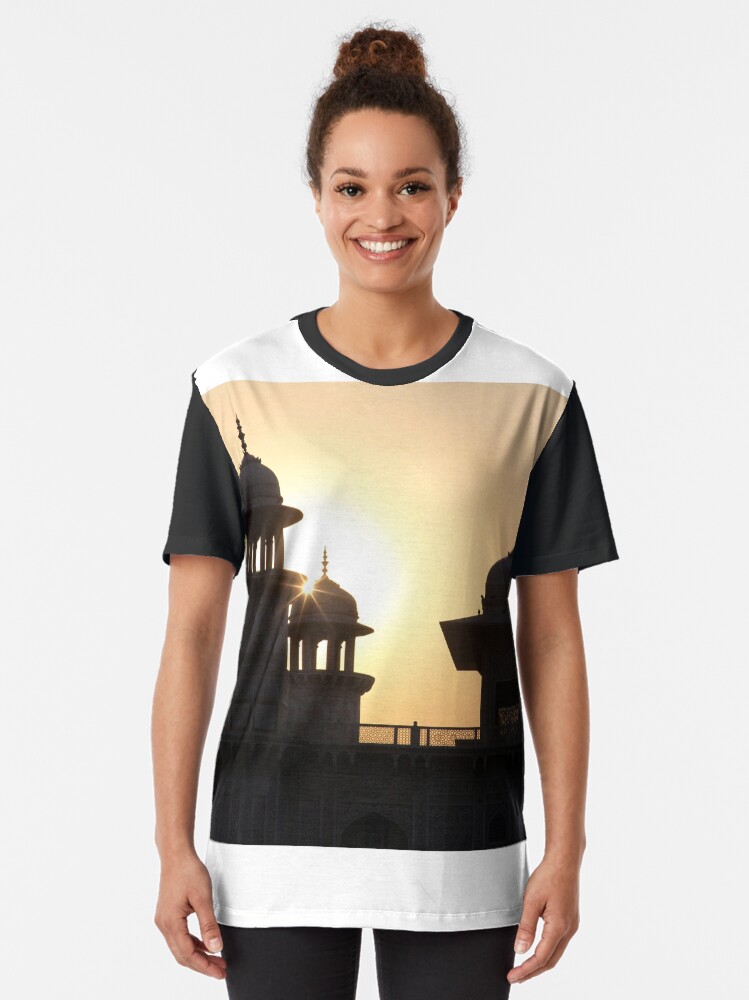 Alternate view of A Sunset Silhouette at the Itmad-ud-Daulah Mausoleum, Agra. Graphic T-Shirt