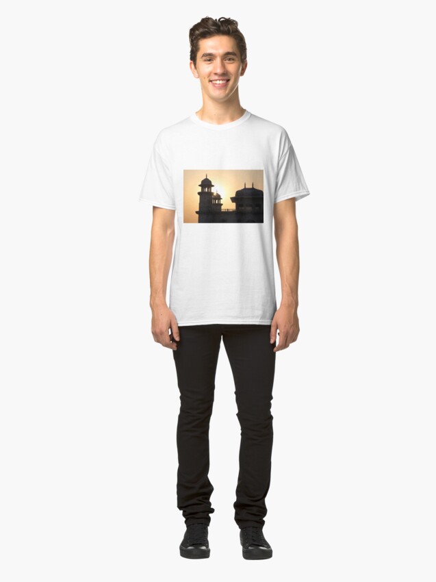 Alternate view of A Sunset Silhouette at the Itmad-ud-Daulah Mausoleum, Agra. Classic T-Shirt