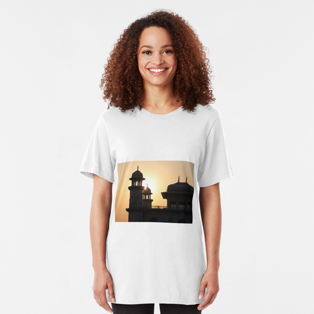 A Sunset Silhouette at the Itmad-ud-Daulah Mausoleum, Agra. Slim Fit T-Shirt