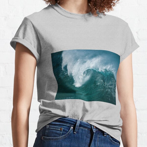 Crunch Time _ North Stradbroke Island Classic T-Shirt