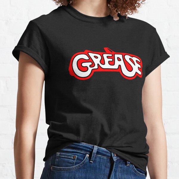 le film dépeint la vie du graisseur Danny Zuko et de l'étudiant australien en transfert Sandy Olsson qui développent une attirance l'un pour l'autre. Le film met en vedette John Travolta dans le rôle de Danny T-shirt classique
