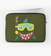 Hai taucht Laptoptasche