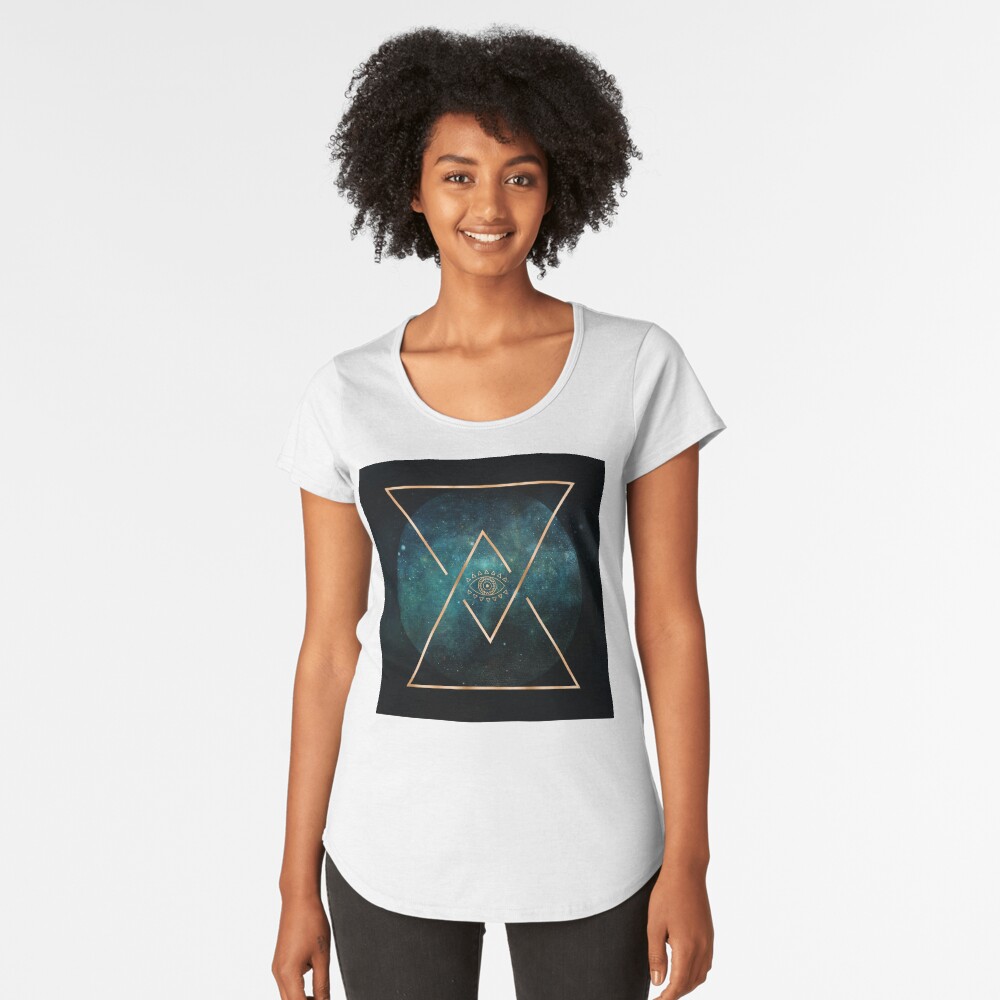 Aperçu de l'œuvre T-shirt premium échancré créée et vendue par naturemagick.
