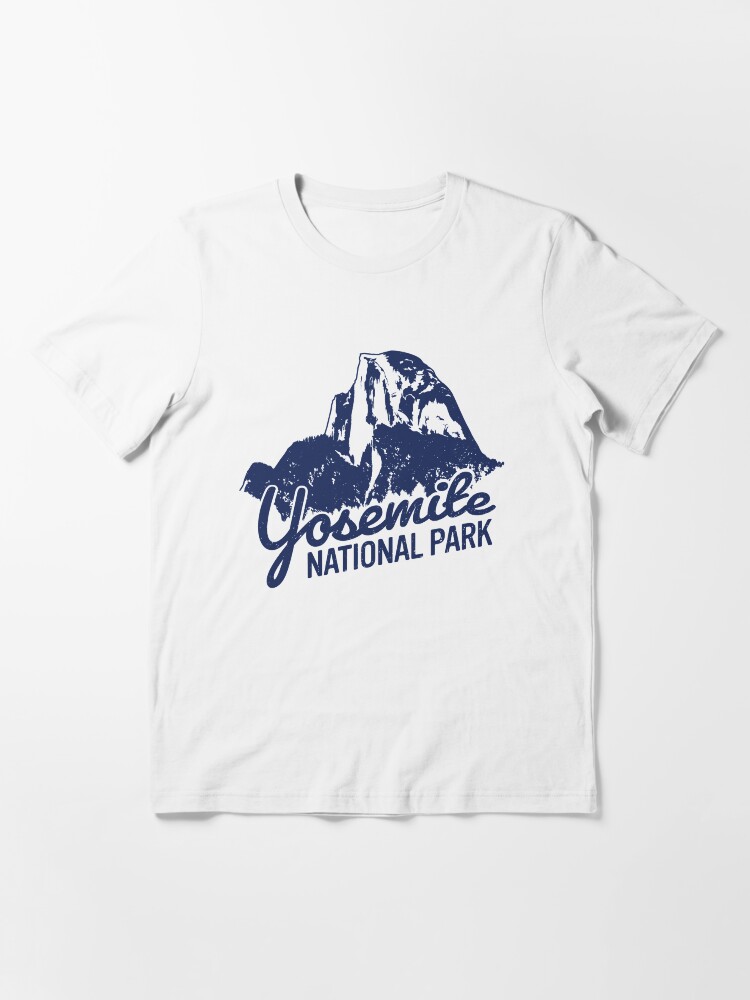 Imagen 3 de 7, Camiseta esencial con la obra Parque Nacional de Yosemite, diseñada y vendida por JonesbrosDesign.