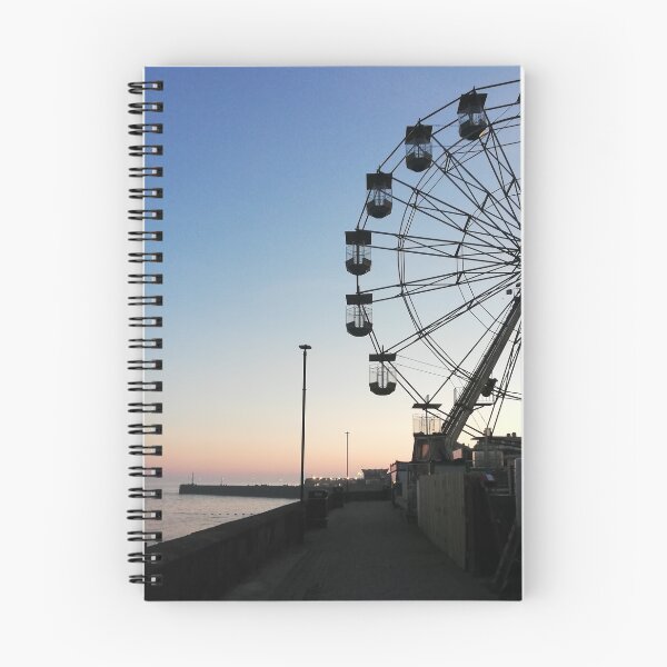 Artikelvorschau, Seaside Funfair-Sonnenuntergang entworfen und verkauft von J-Photography.