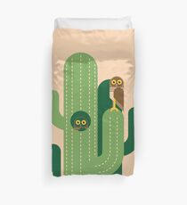 Burrowing owls and cacti vector illustration Duvet Cover