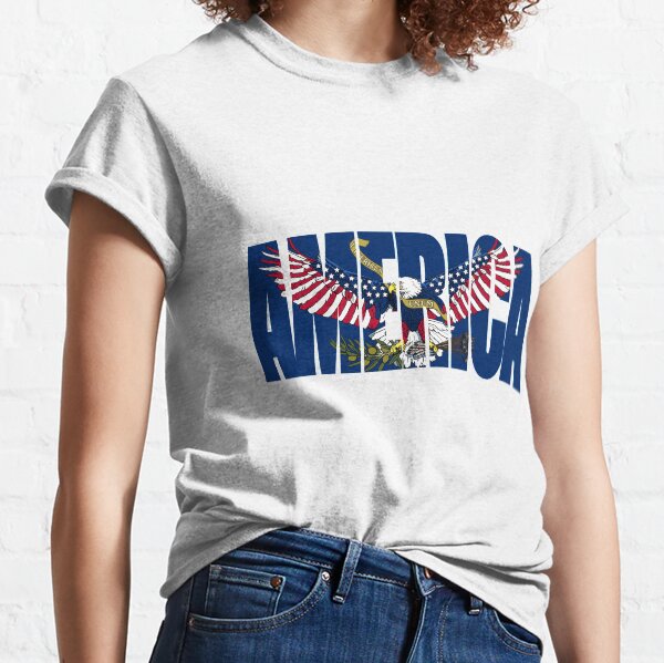 090-918 America with an American Flag Eagle-light background Classic T-Shirt