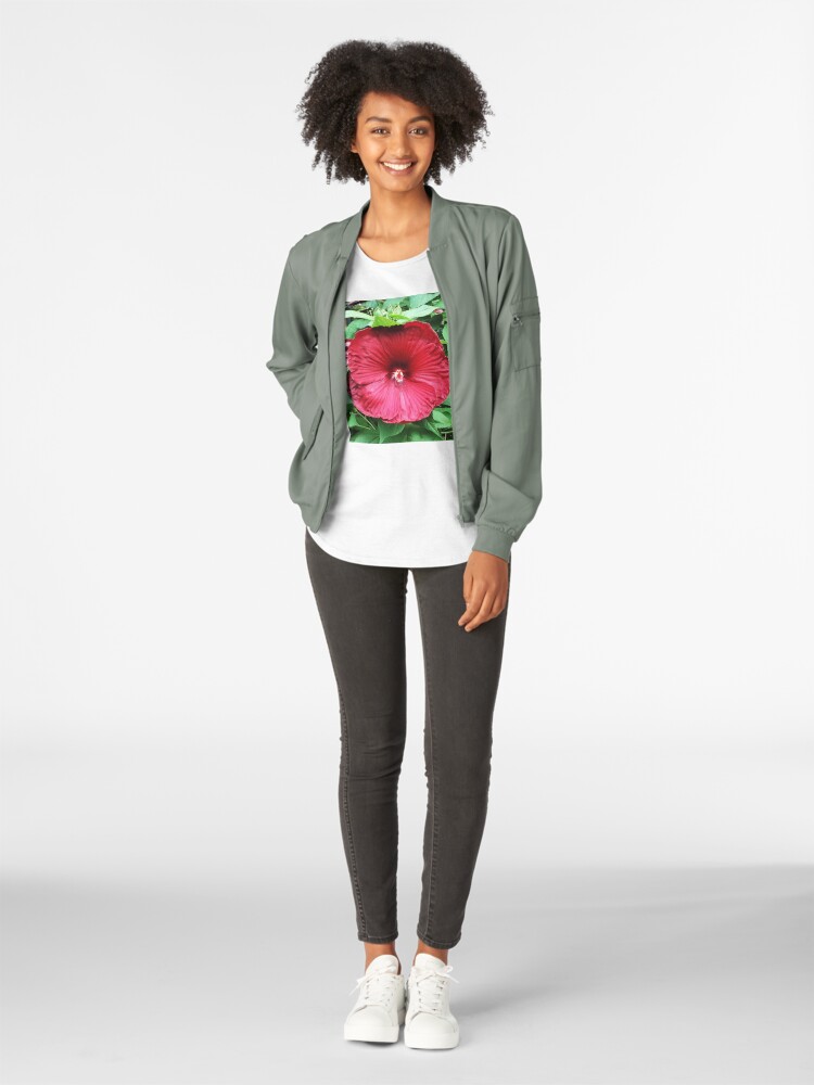 Alternate view of Hibiscus High - Tropical Flower Art Photo by OneDayOneImage - Gift for Gardener - Flower Lover Premium Scoop T-Shirt