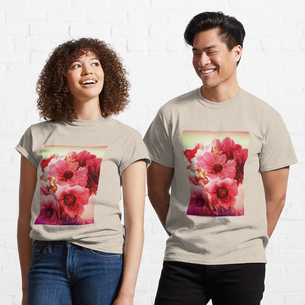 Pink Velvet Floral Art - Pink Flower Design - Romantic  Classic T-Shirt