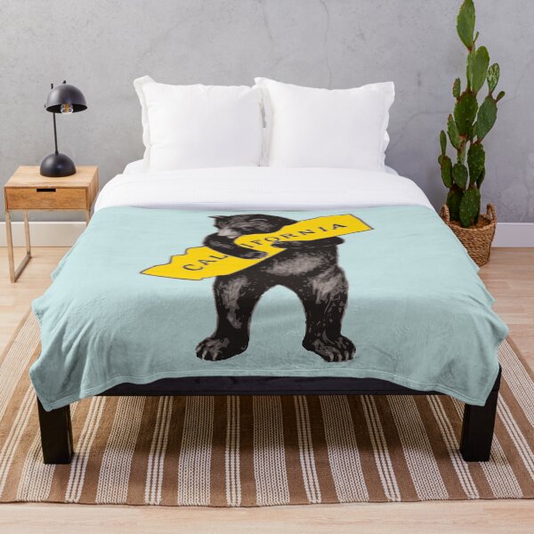 Vintage California Bear Hug Illustration Throw Blanket