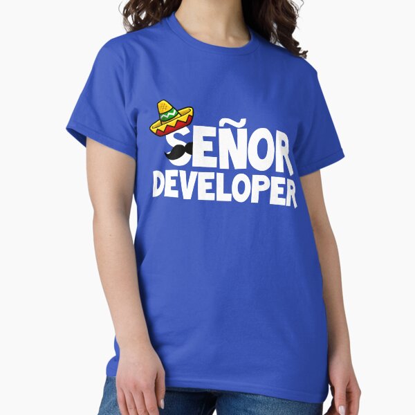 Aperçu de l'œuvre DEVELOPPEUR sénior créée et vendue par ApparelFactory.