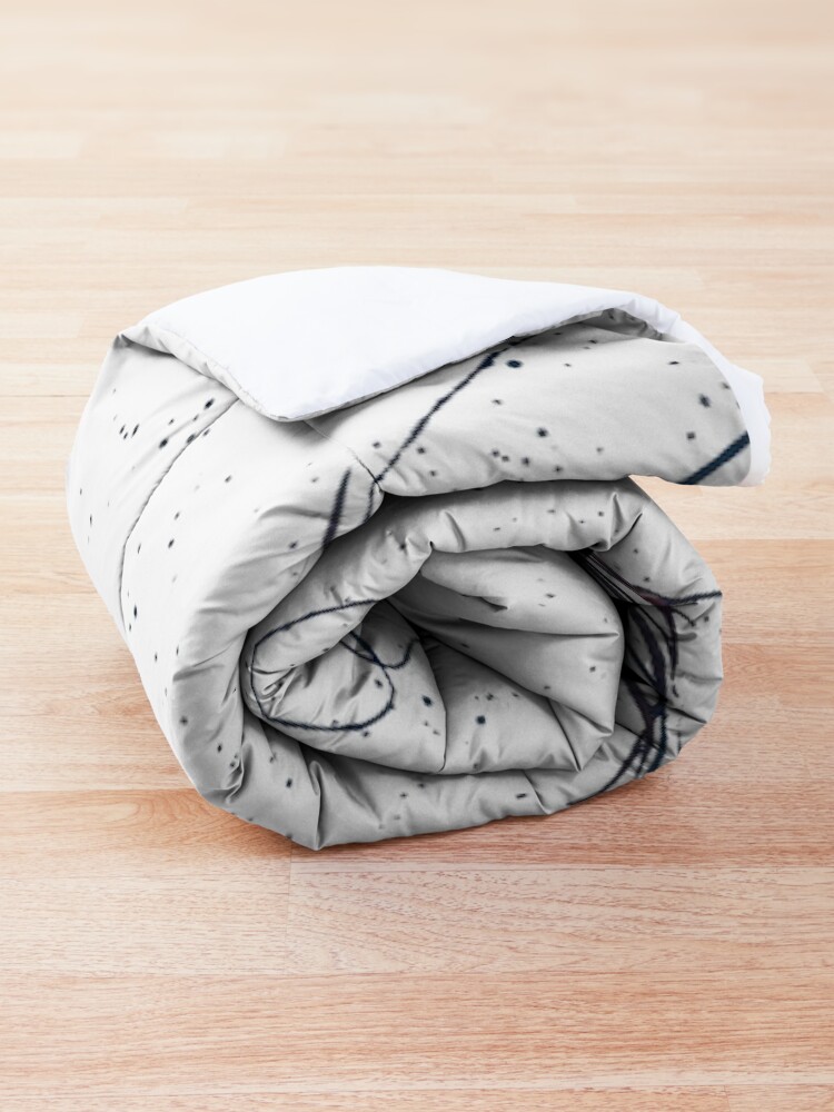 Alternate view of #Jellyfish #Cnidaria #Bioluminescence #Invertebrate underwater science biology fish aquarium swimming Comforter