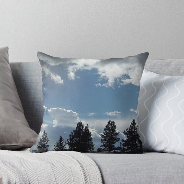Artikelvorschau, Clouds Galore entworfen und verkauft von Paul Martinek.