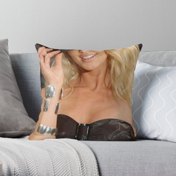 Fashion Throw Pillow