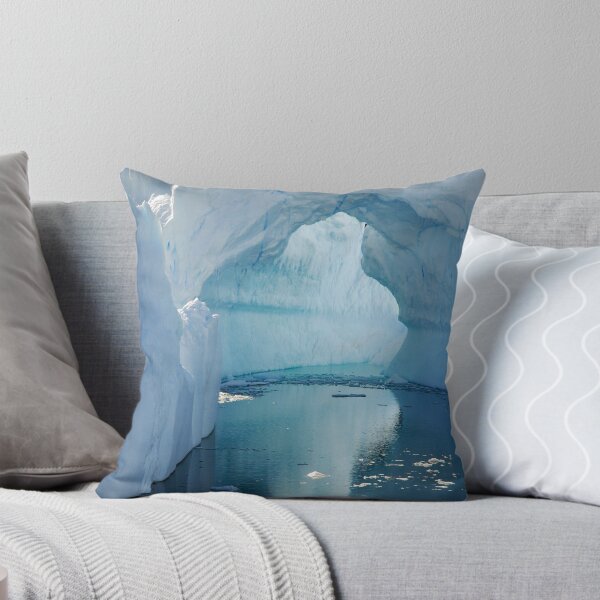 Aperçu de l'œuvre Keyhole Ice Bridge créée et vendue par Clare McClelland.