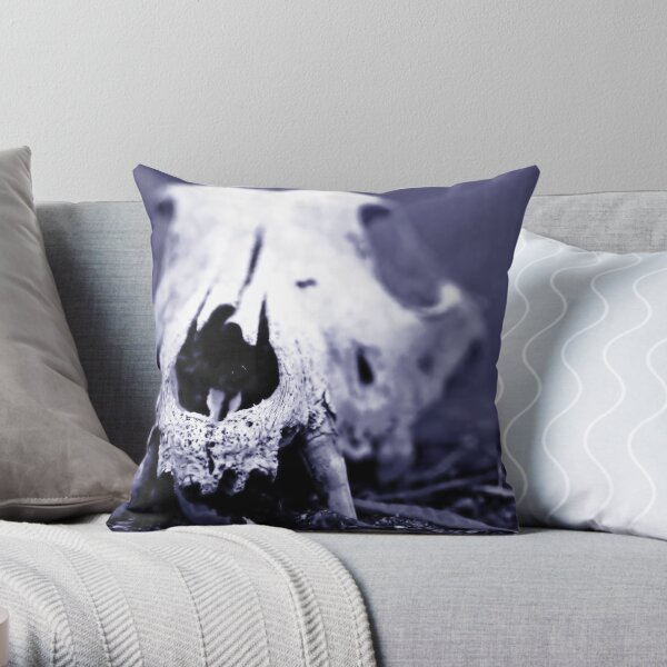 Shake Dog Shake Throw Pillow