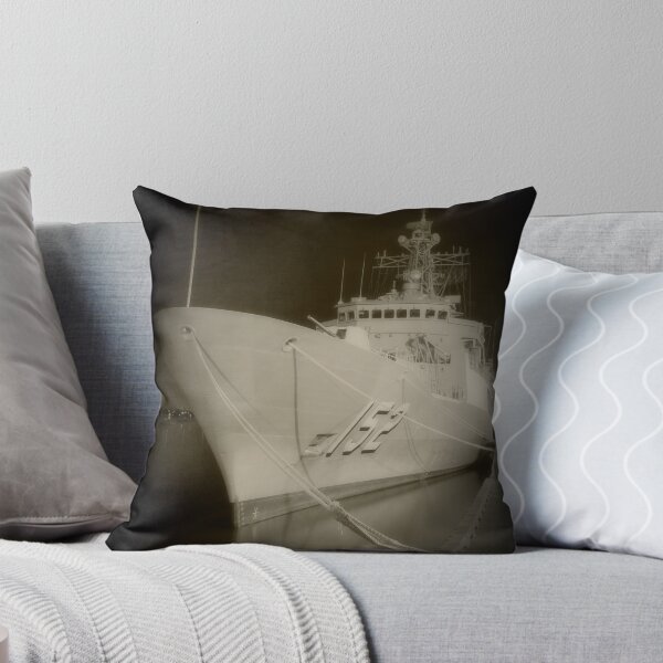 Item preview, HMAS Warramunga designed and sold by Peter Redmond.