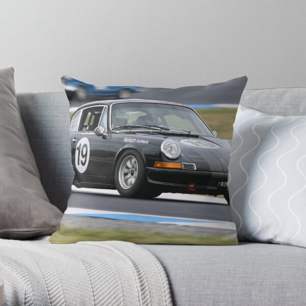 Classic lines Throw Pillow