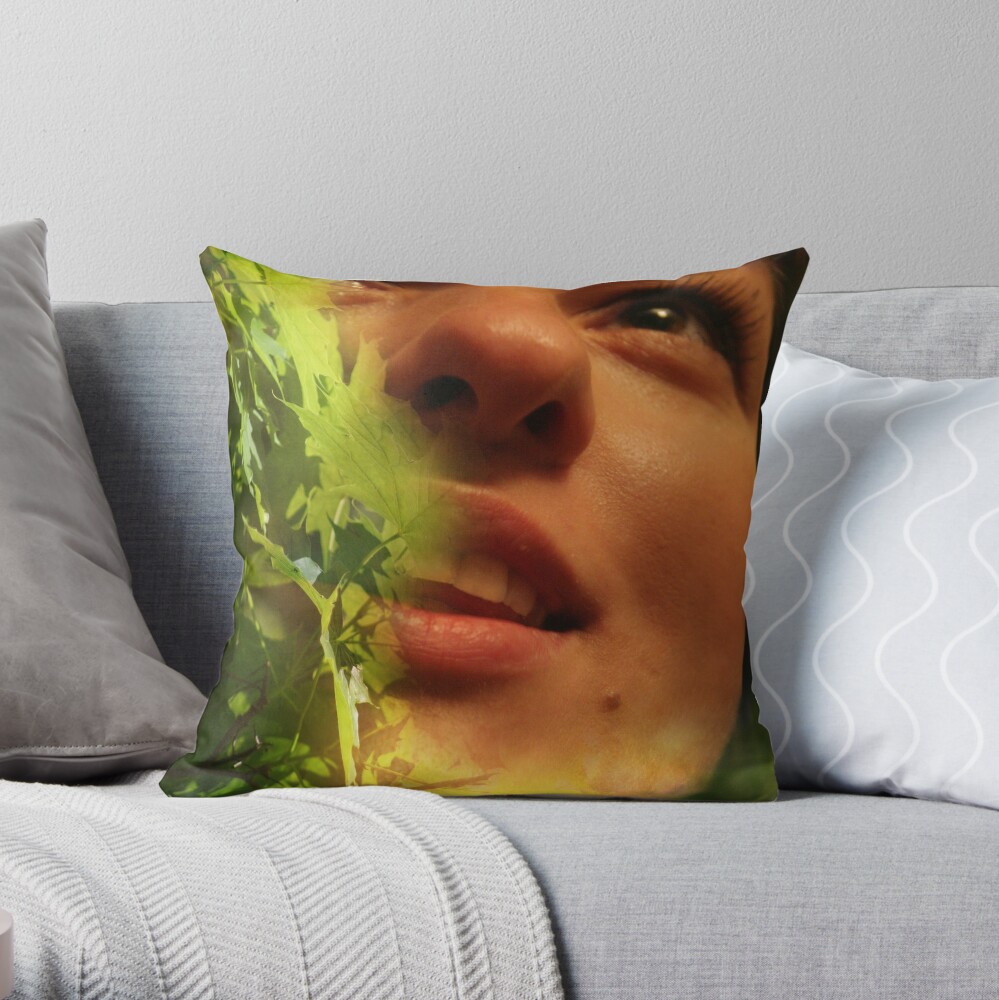 Sweet touch Throw Pillow
